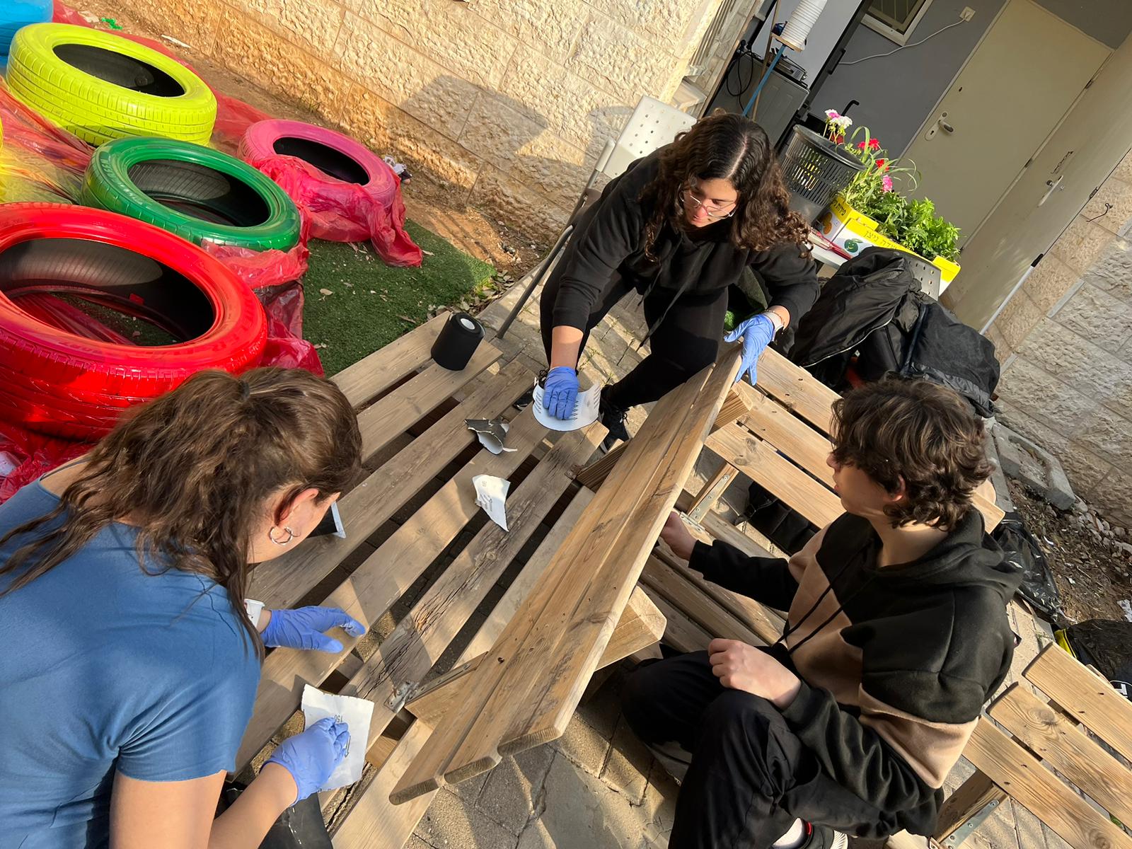הקמת פינת אופק בבית הספר לחינוך מיוחד צלילים במסגרת מבצע רואים את האופק